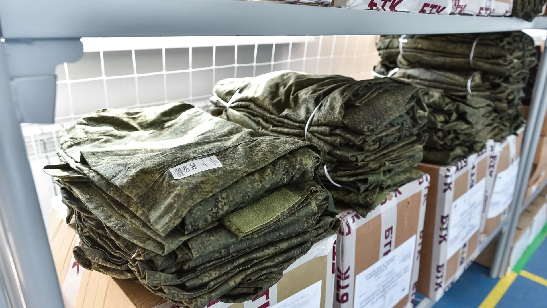 Общественники и власти округа консультируют бойцов округа