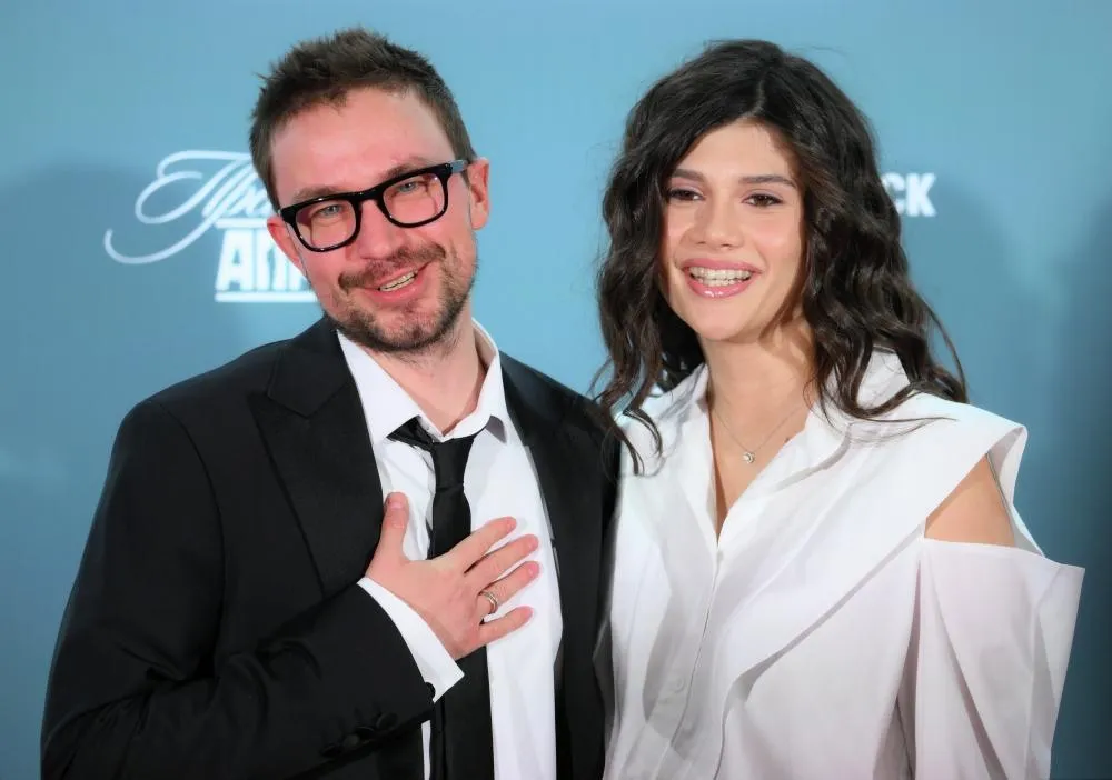 Александр Петроа с супругой Викторией