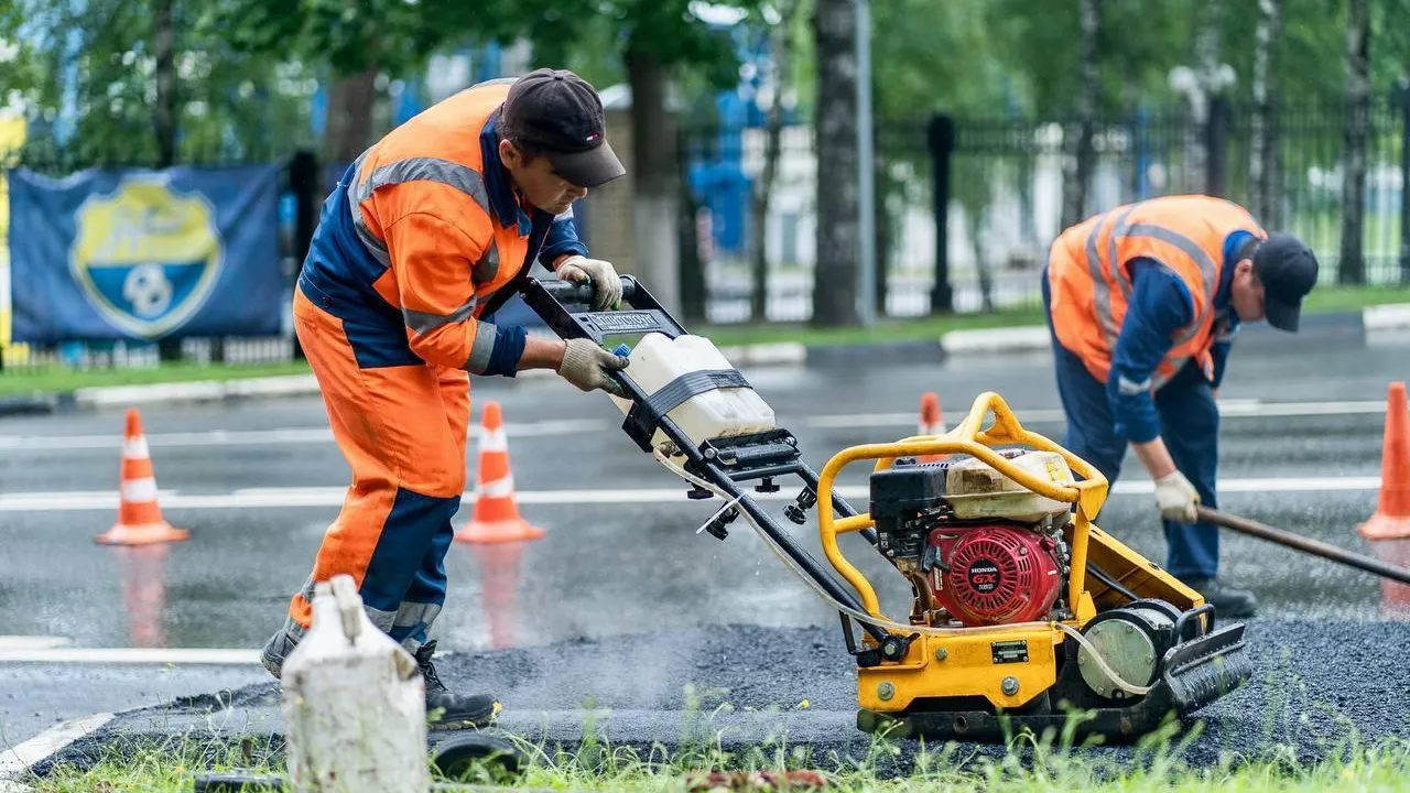 В Московской области начался третий цикл уборки дорожной сети