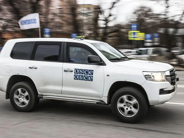 Почему машины ОБСЕ появились в Луганске — мнение эксперта