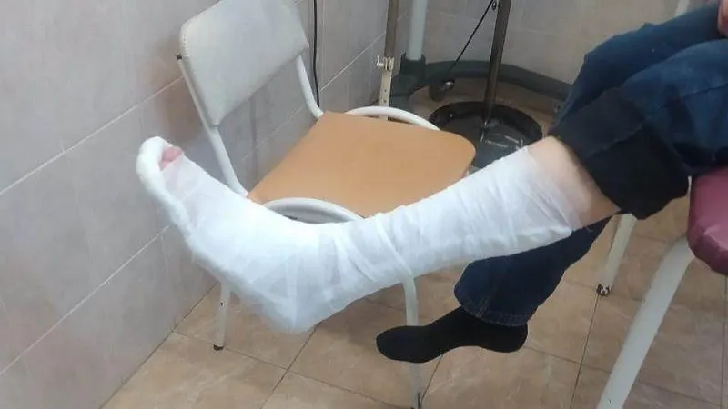 Сбившего мужчину и уехавшего с места ДТП таксиста разыскивают в Чехове