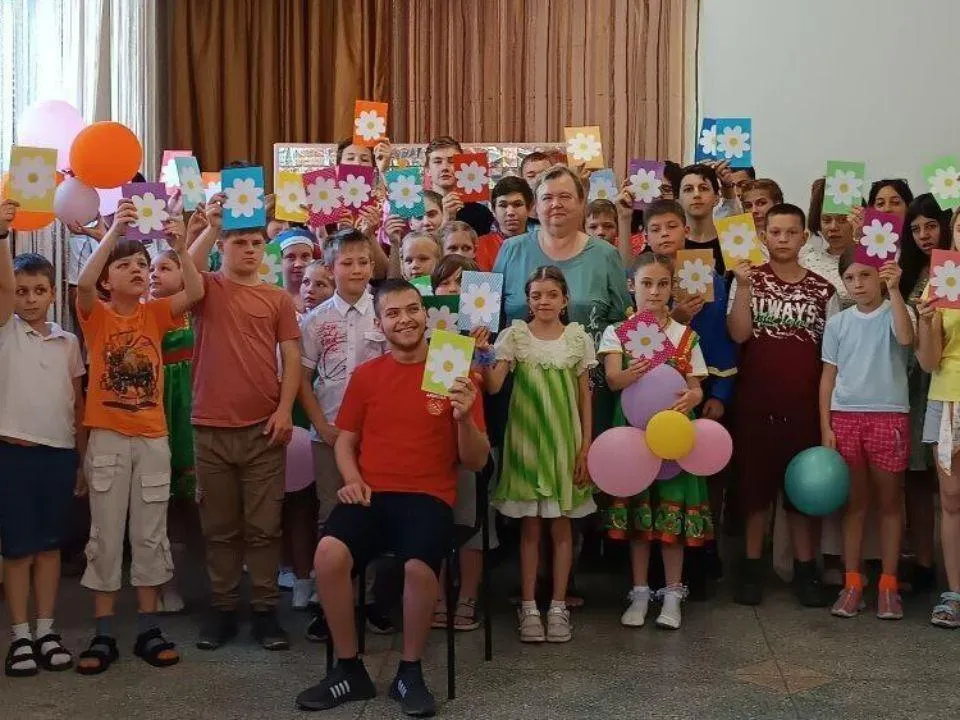 «Нет даже полового покрытия»: подмосковные активисты решили помочь детям-инвалидам в ЛНР