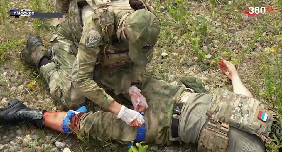 Столичный спецназ провел учения по тактической медицине