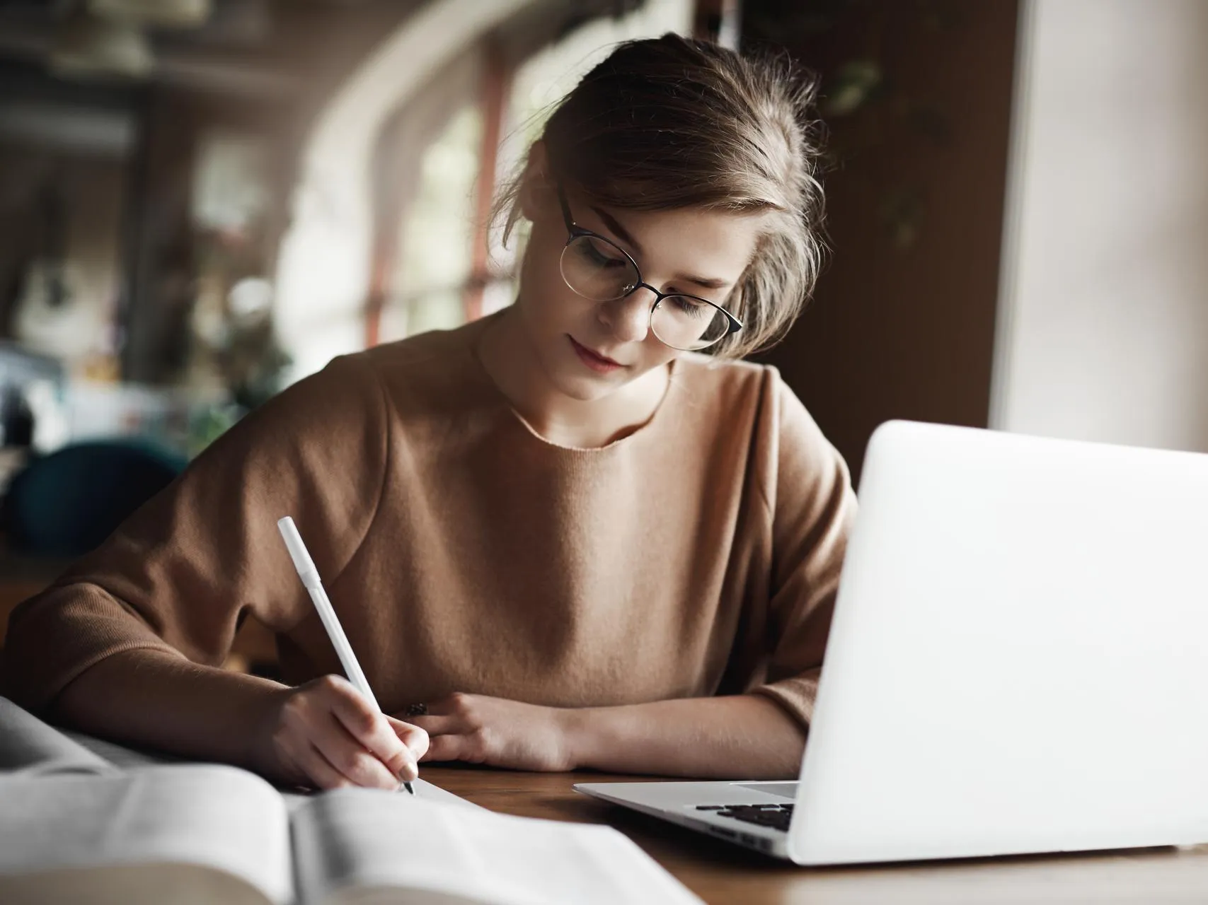 «Снимет часть напряжения»: психолог Корендясева предложила протестировать гибкий график обучения в российских вузах