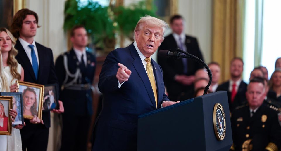 Политолог Михайлов назвал скандал вокруг Трампа и Эпштейна происками конкурентов
