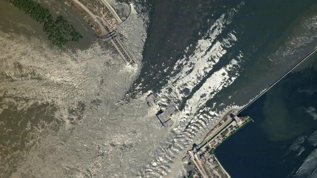 Twitter/planet