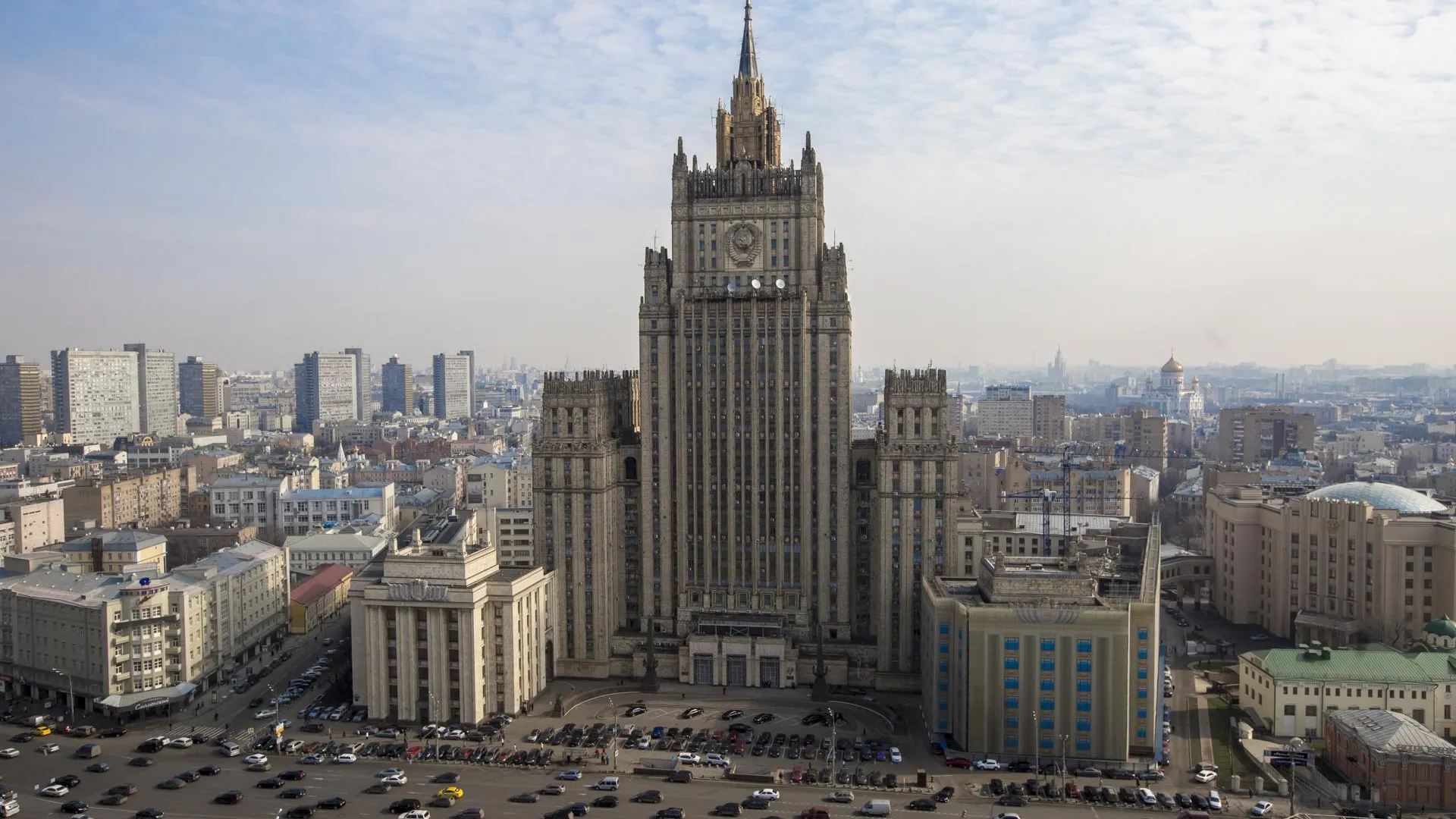 В МИД РФ заявили о попытке Запада надломить Россию