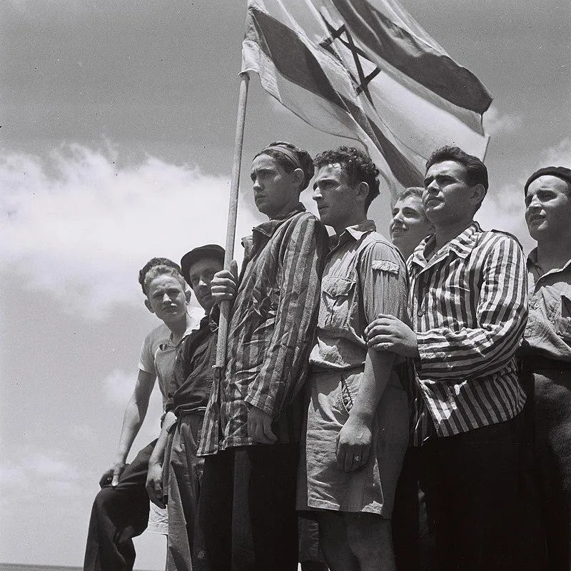 Узники Бухенвальда прибыли в Хайфу, 15 июля 1945 года