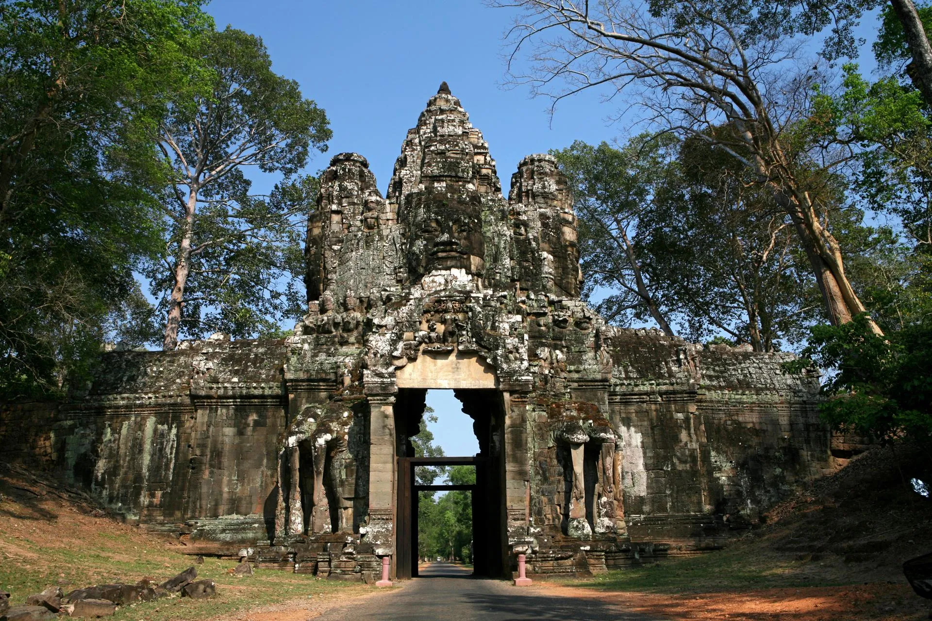 2007:01:11/ Храм-гора Ангкор-Ват