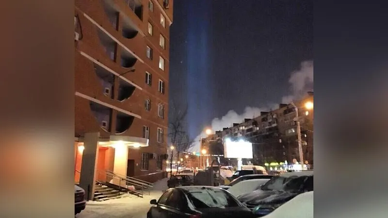 Жители Подмосковья восхищаются свечением в небе