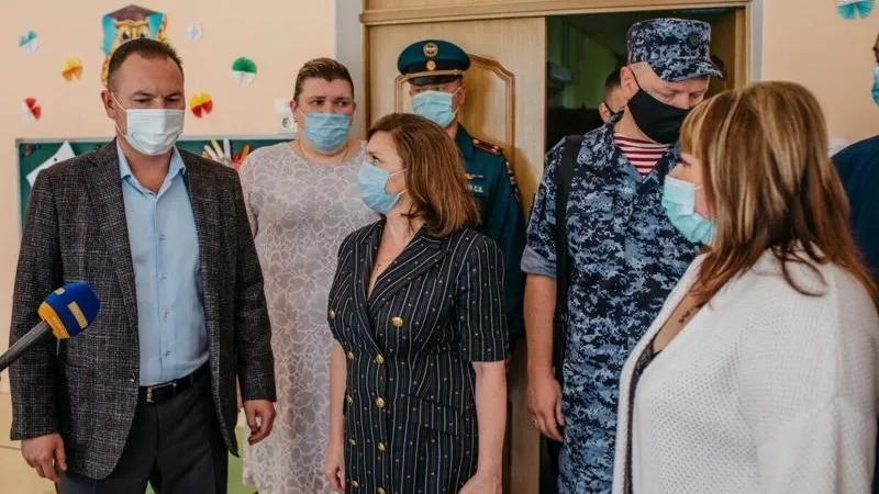 Алексей Спасский проверил готовность лагерей дневного пребывания к приему детей