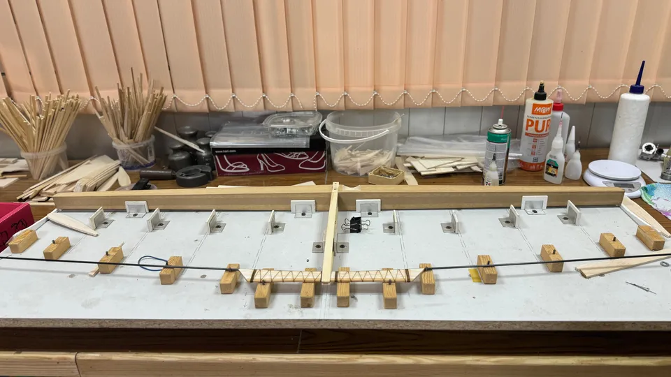 Крыло будущей авиамодели. Фото: Полина Абраменко