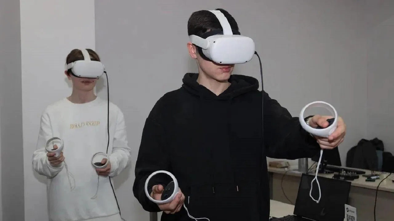 Подмосковную молодежь научили создавать VR-игры