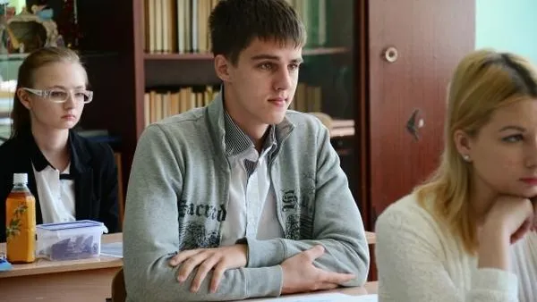 ЕГЭ по литературе и  географии пройдет сегодня в Подмосковье