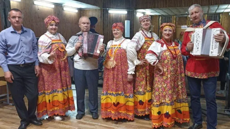 Ансамбль из Павловского Посада стал гостем открытого фестиваля «Играй, гармонь!»