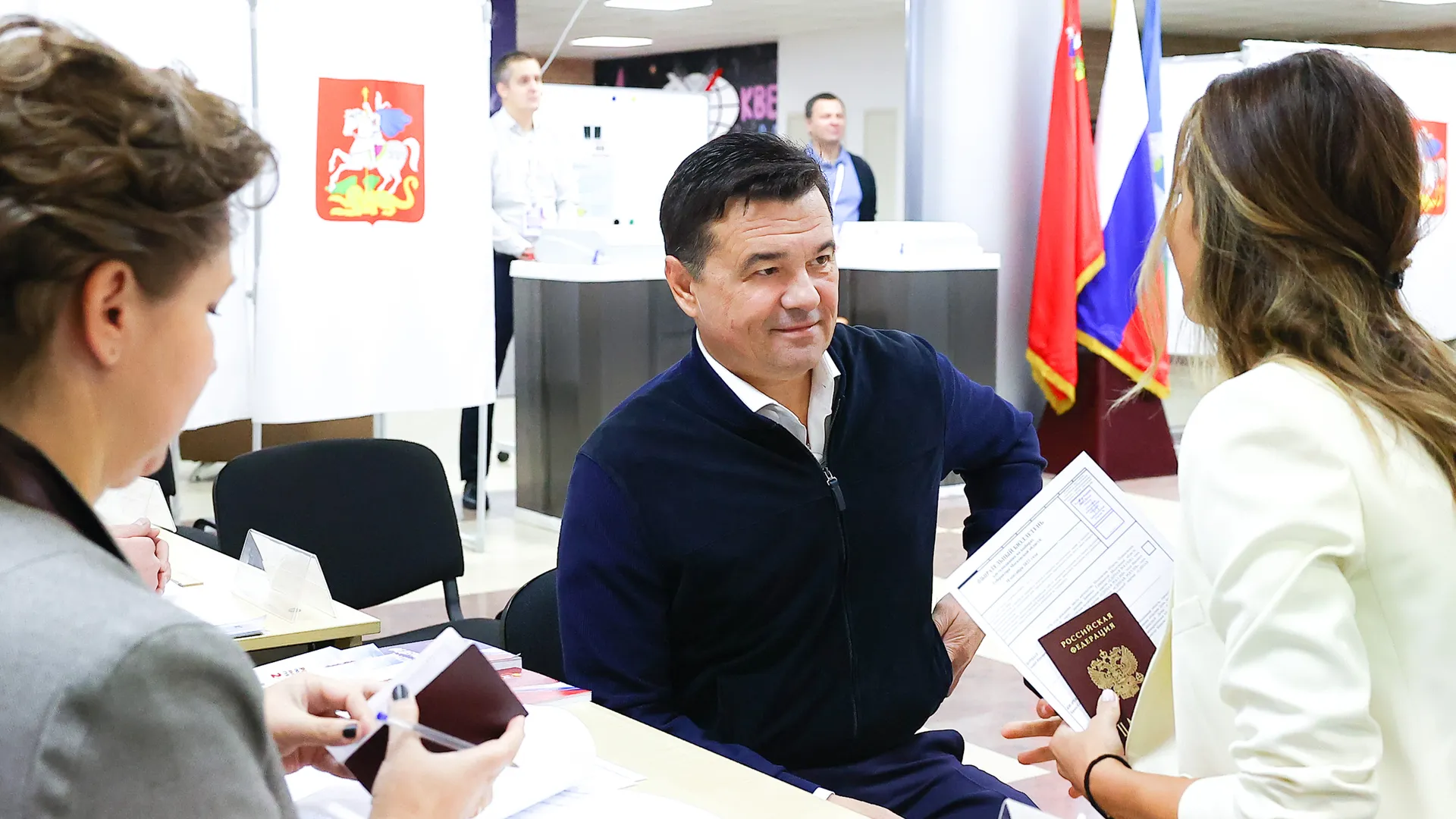 Посещение избирательного участка в Одинцове Губернатором Подмосковья