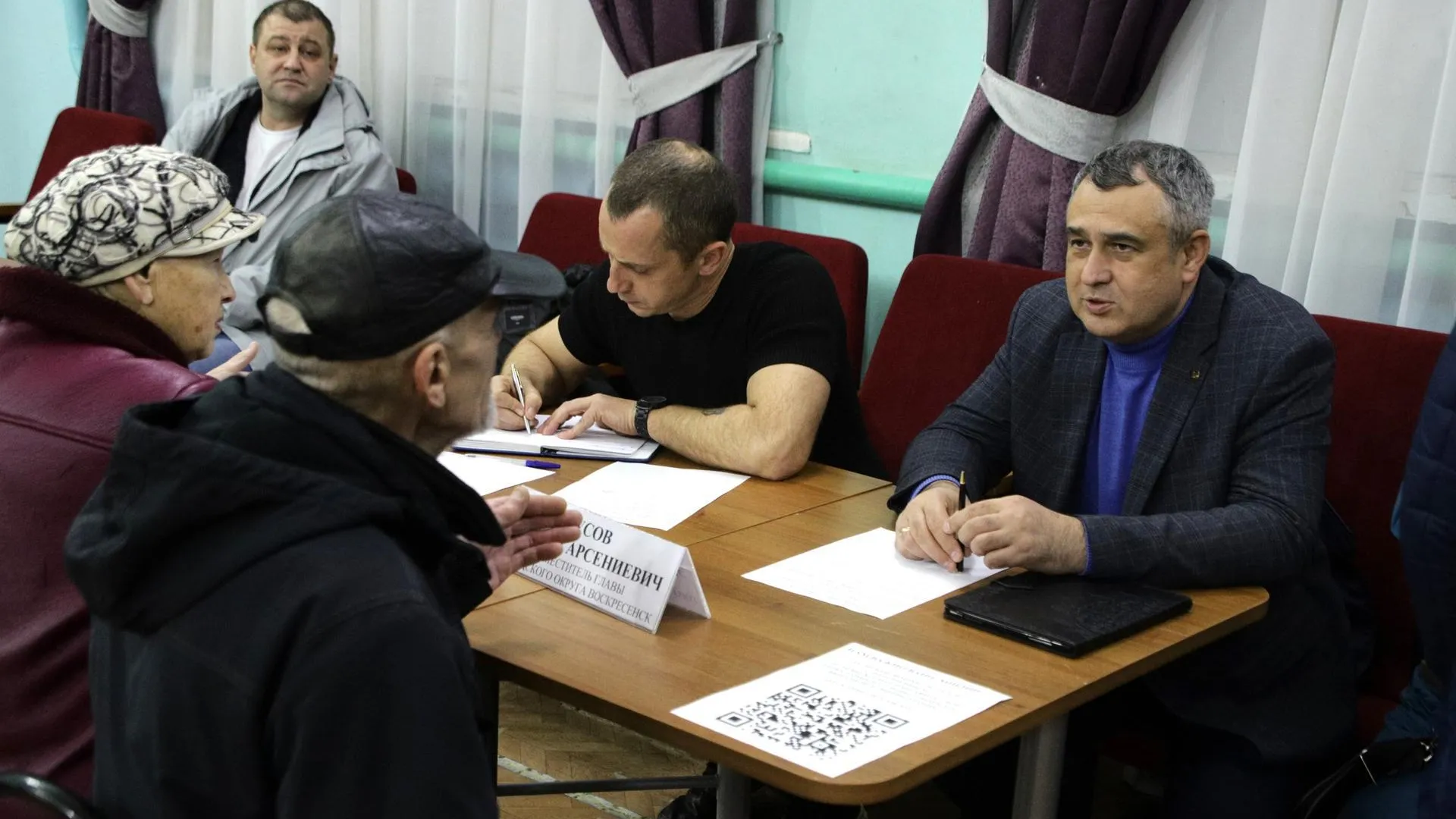 Работу автолавки и подачу тепла обсудили на выездной администрации г.о. Воскресенск