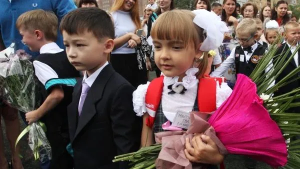 Уже 54 тыс детей записали в первый класс в Подмосковье