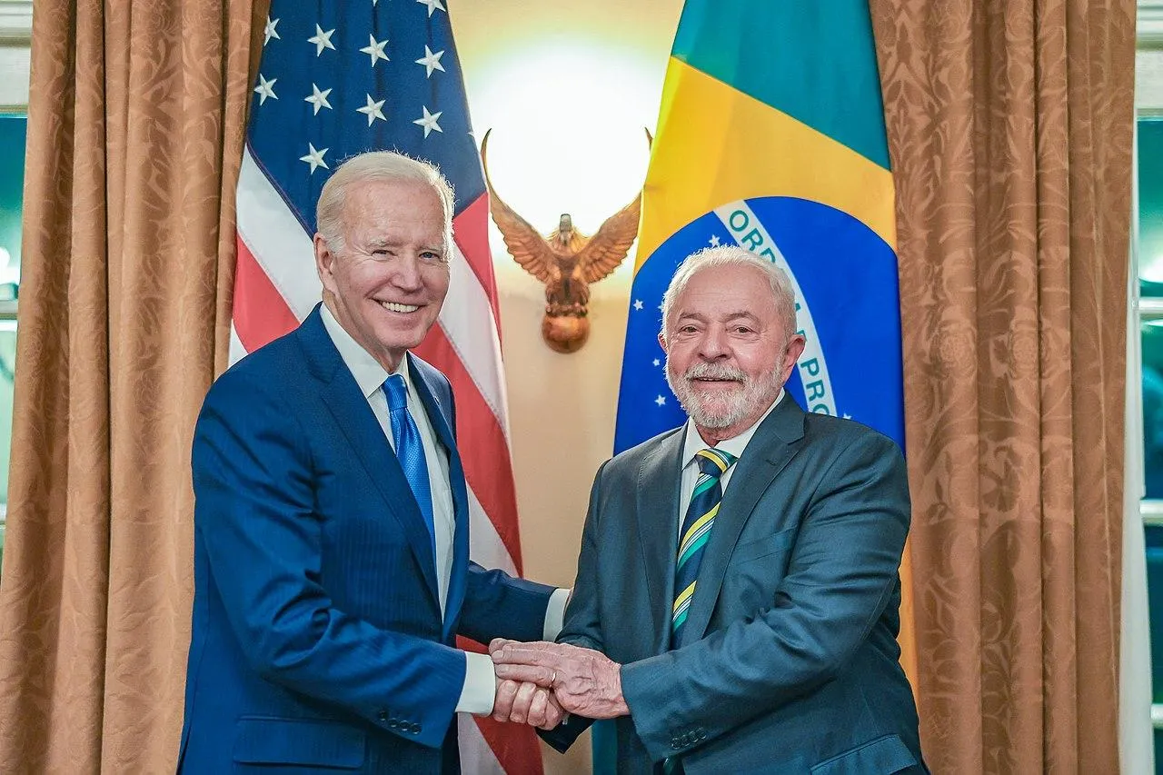 Президент США Джо Байден и президент Бразилии Луис Инасиу Лула да Силва в Белом доме, 10 февраля 2023 года