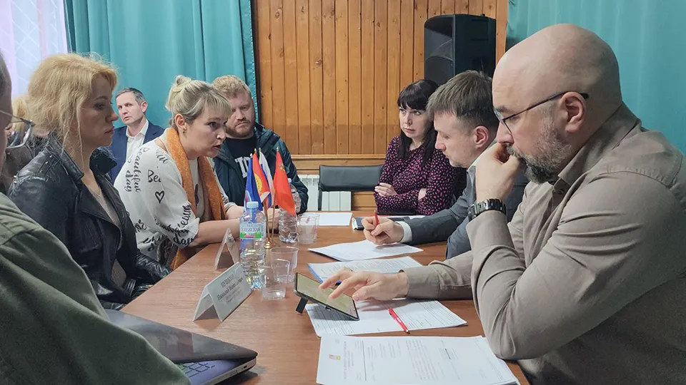 Во время заседания администрации. Фото: REGIONS/Валерий Гореловский