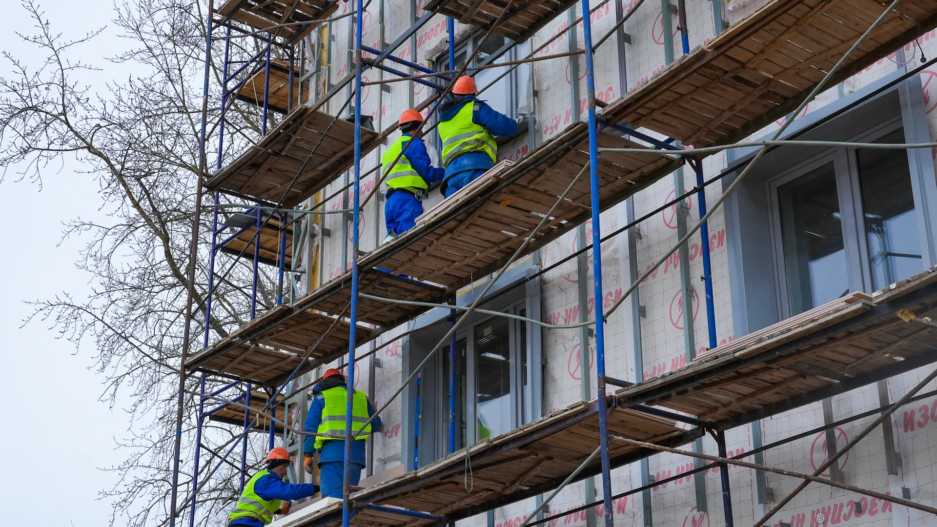 Губернатор проинспектировал расселение аварийного жилья в г. о. Клин