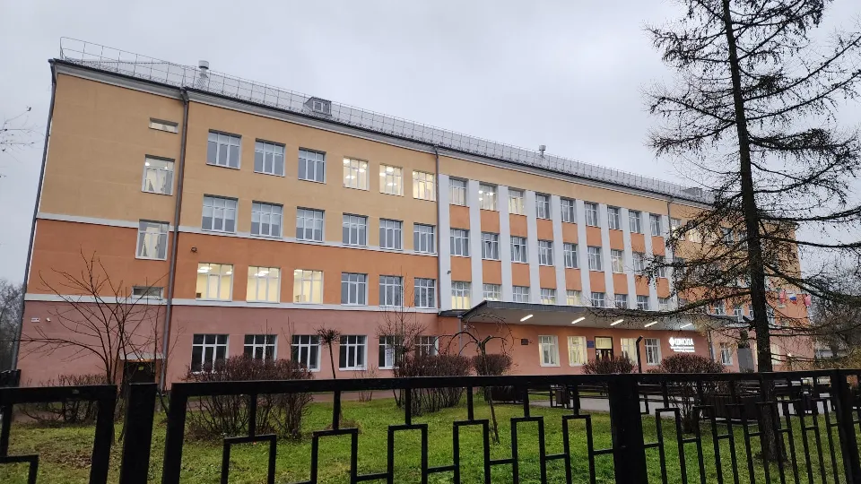 Школа имени Героя Советского Союза В. Д. Корнеева. Фото: REGIONS/Ольга Аввакумова