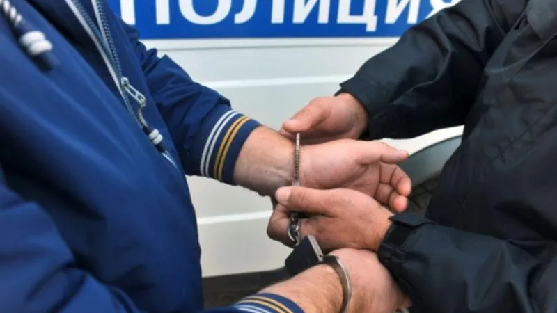 Почти тридцать килограмм наркотиков изъяли полицейские в подпольной лаборатории в Одинцово