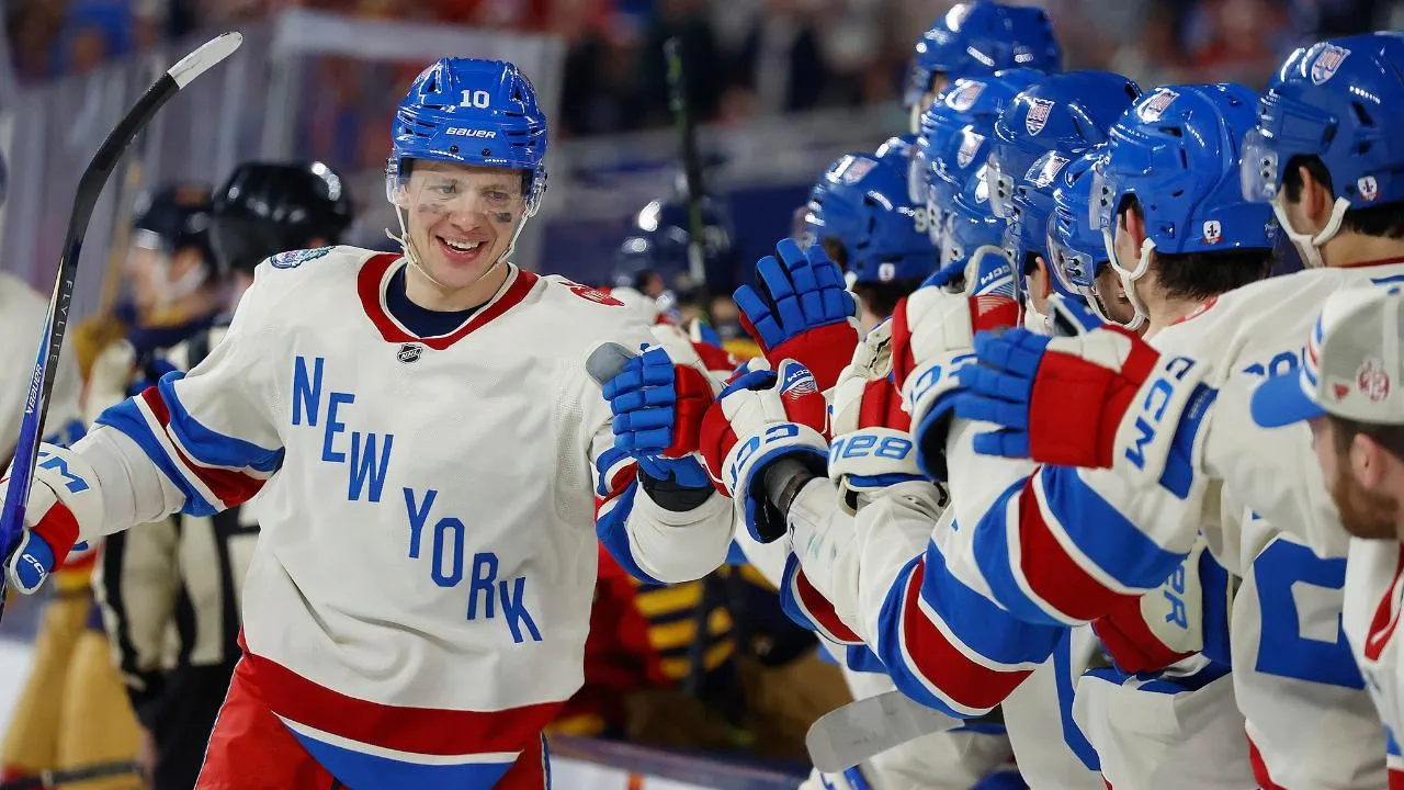 Артемий Панарин