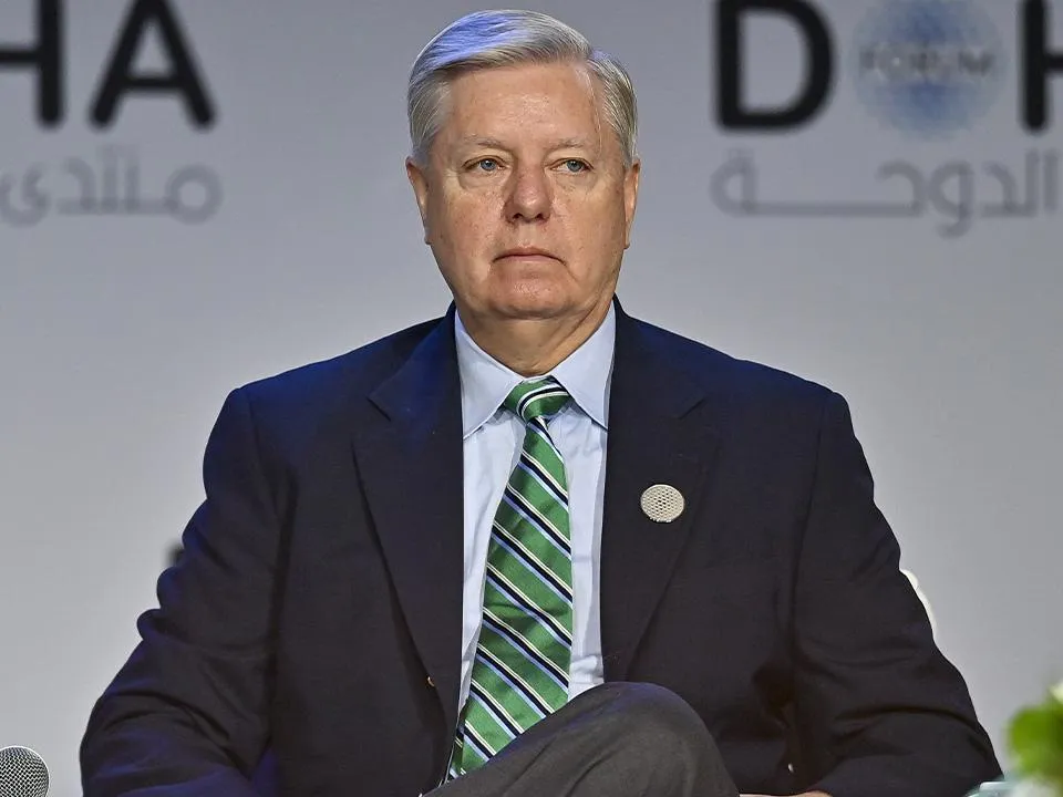 Политолог Светов считает, что Россия вправе требовать от других стран ареста и выдачи Линдси Грэма