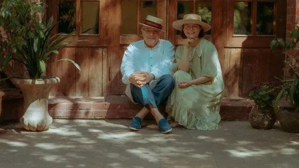 Петросян опубликовал совместное фото со своей супругой