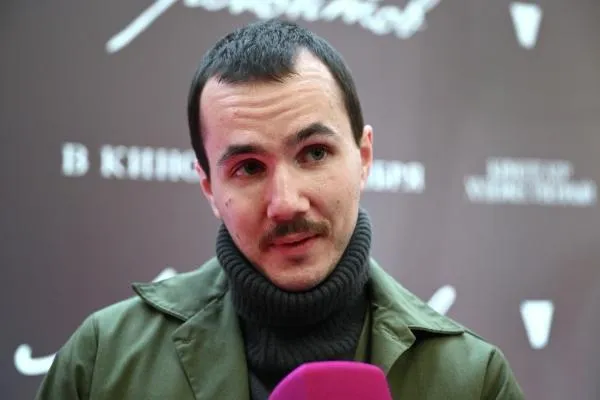 Актер Илья Озолин, сыгравший главную роль, на премьере фильма «Лермонтов». Кирилл Зыков