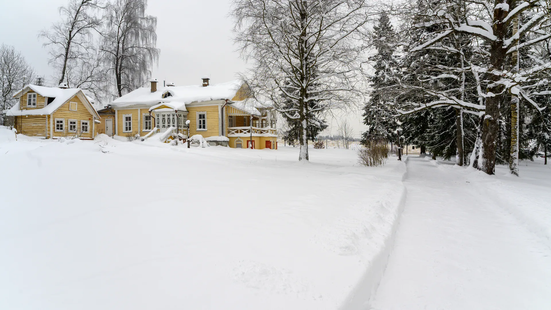 Флигель в музее-заповеднике «Усадьба Мураново» Пушкинского округа