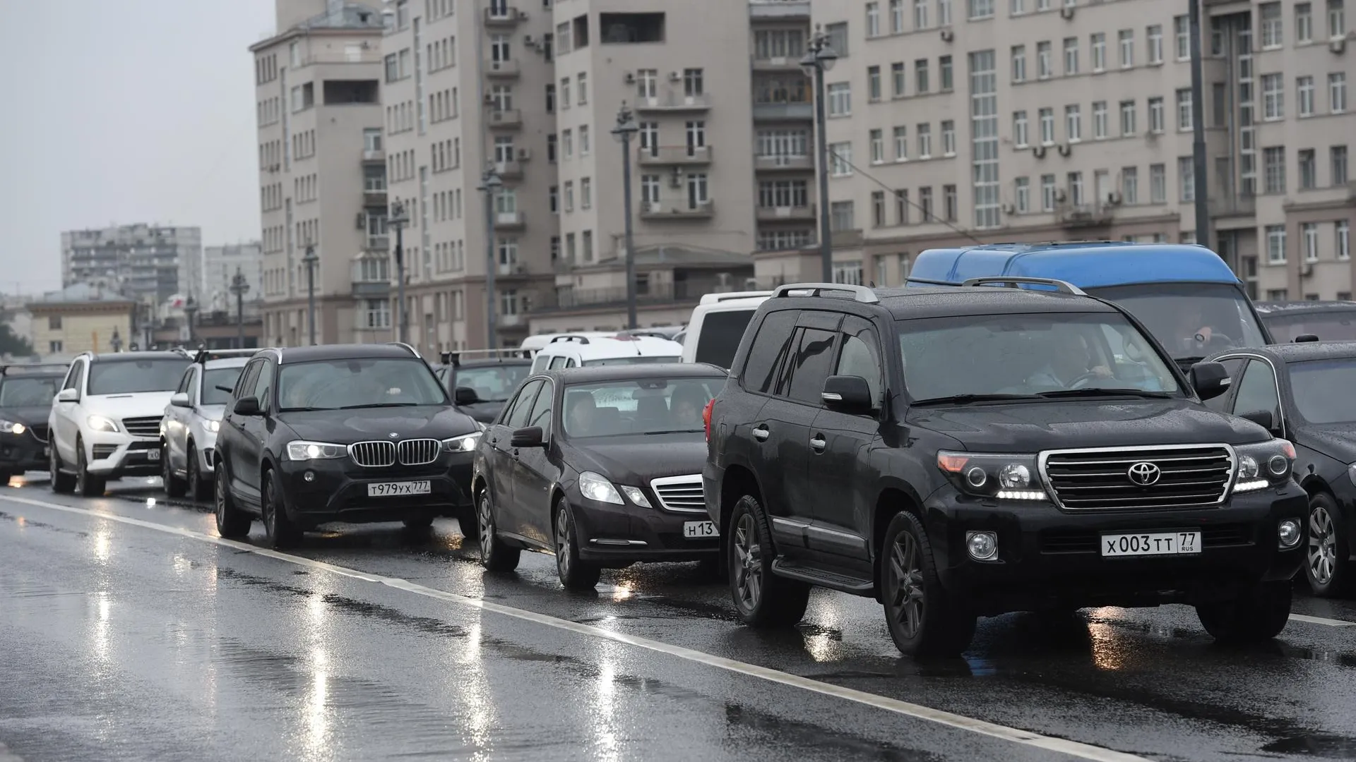 На отечественном авторынке отмечен рост интереса к универсалам и хетчбэкам