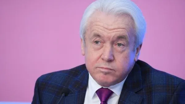 Олейник: Порошенко готовят на должность премьер-министра Украины