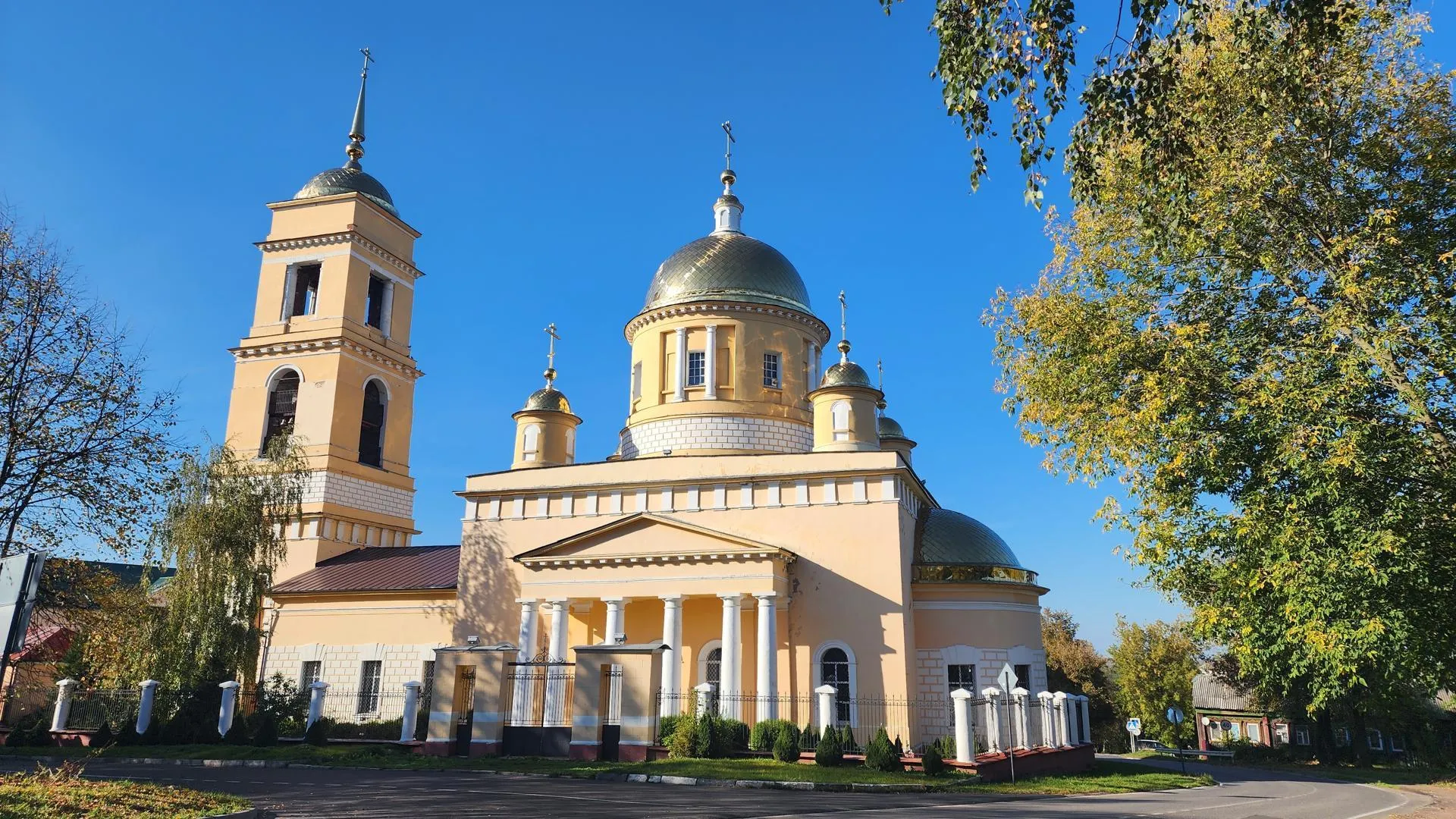 Иван Дубров