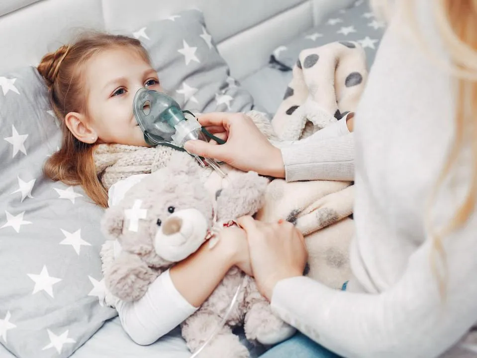 «Риск инфицирования»: выяснилось, какие растворы опасно использовать для ингаляции ребенку