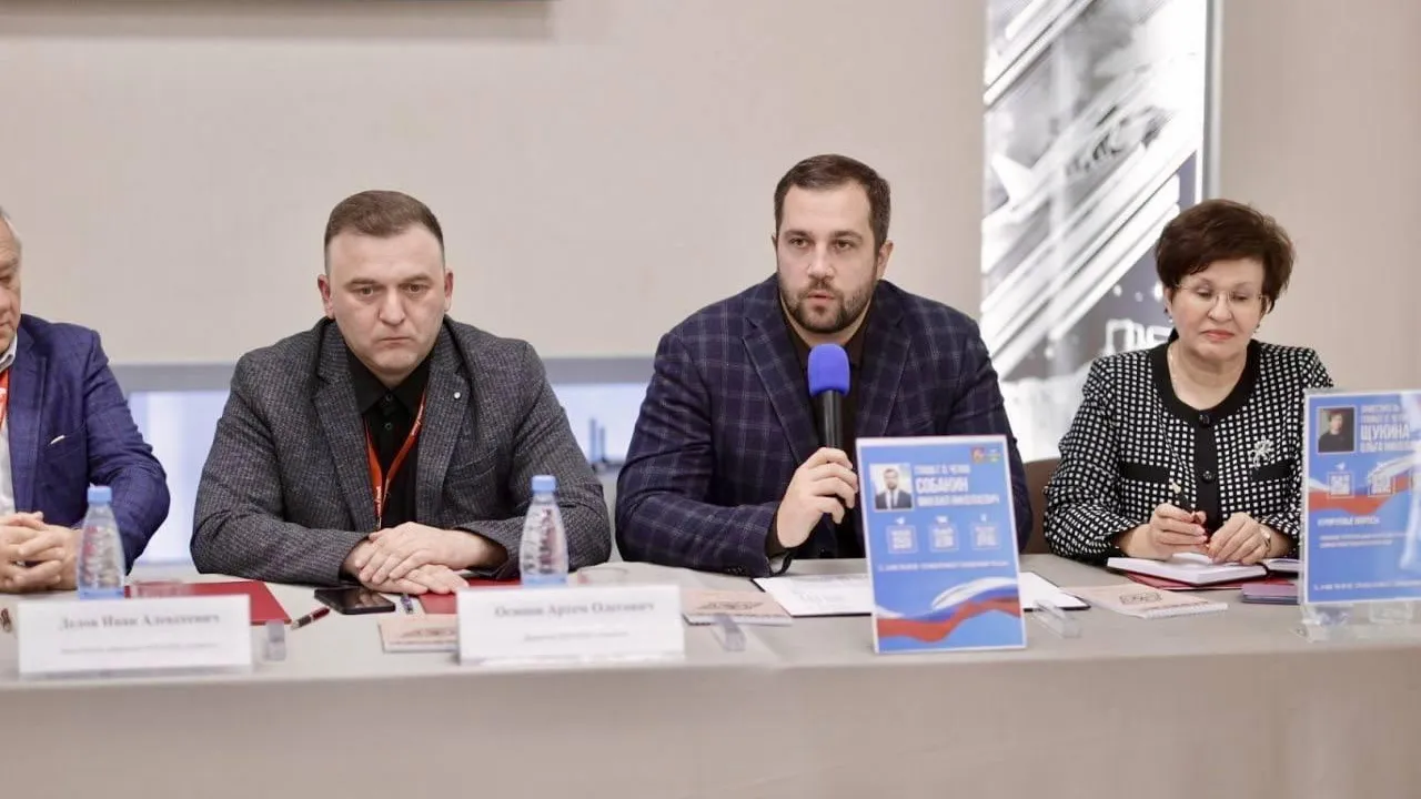 Глава Чехова Михаил Собакин встретился с коллективом «Агрегата» в формате «Выездной администрации»