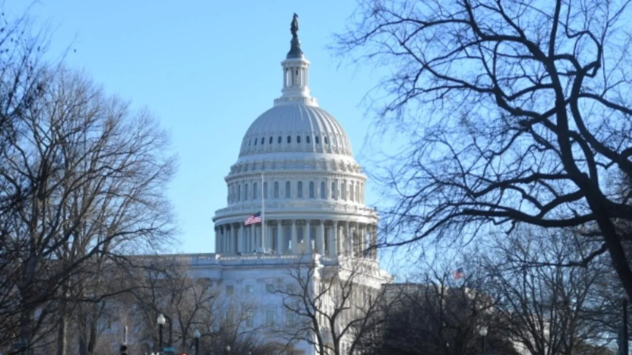 Администрация президента США не сумела убедить республиканцев в необходимости помогать Украине