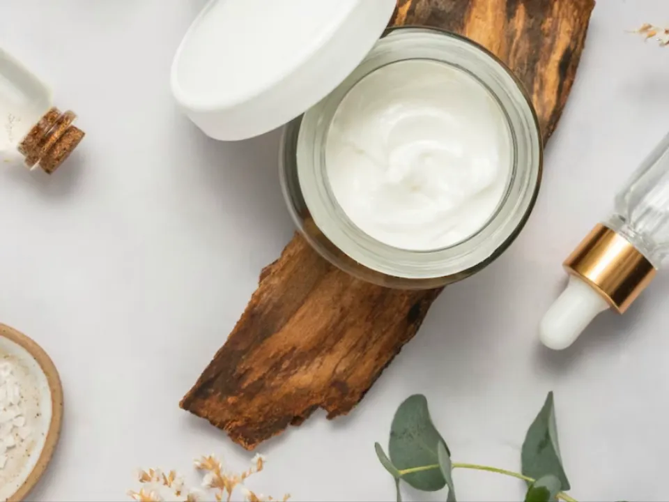 «Все должно быть в меру»: косметолог назвала рецепт загара без вреда для кожи