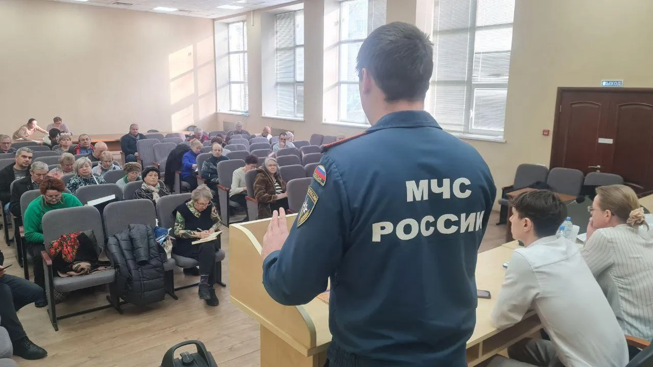 В округе Пушкинский напомнили про штрафы за сухую траву на дачных участках