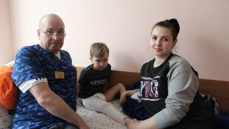 Мытищинские врачи прооперировали 4-летнего ребенка из Харькова со сложным переломом бедра