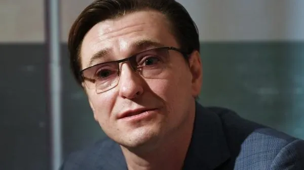 МГТ не отпускает: Сергей Безруков рассказал, как отпраздновал свой день рождения