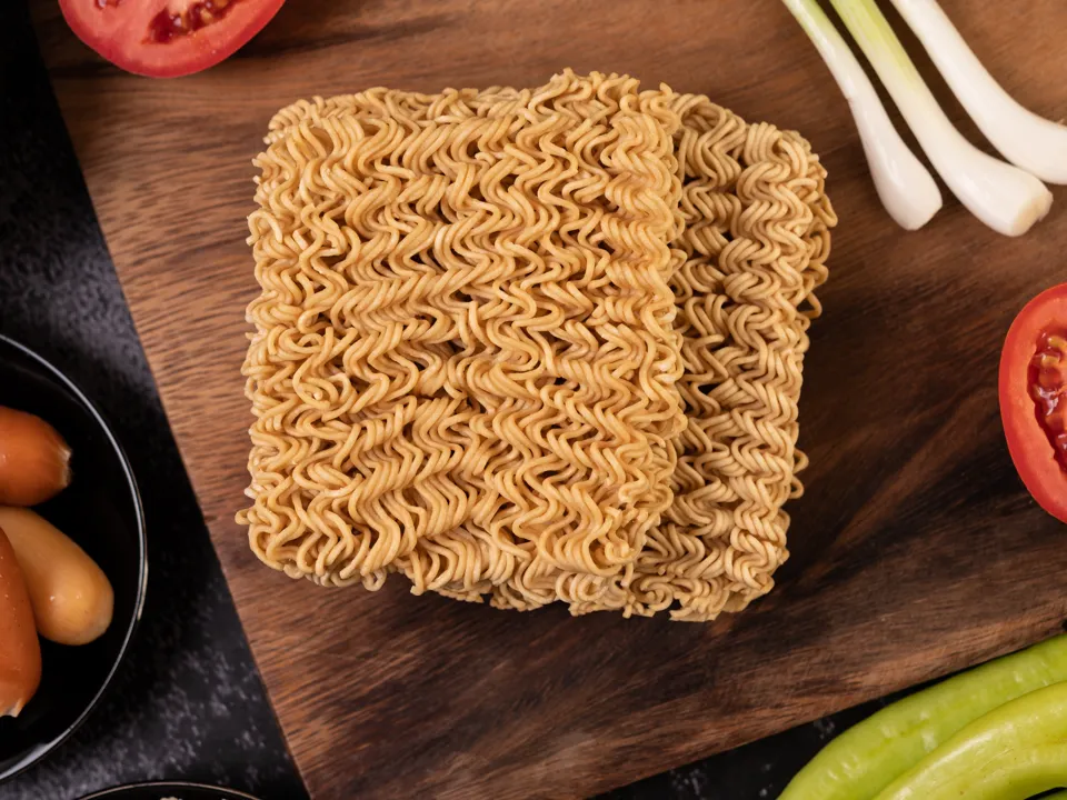 «Стали отказываться от излишеств»: на чем экономят россияне в 2023 году