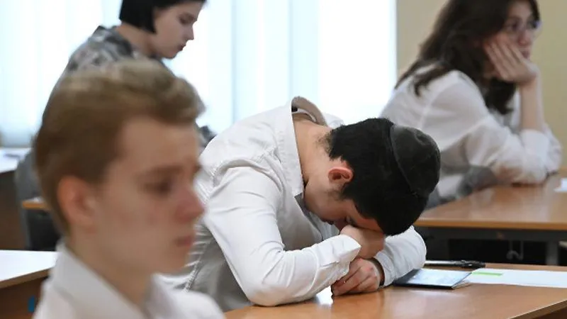 «Я советую начинать думать о поступлении в колледж», — российский депутат об усложнениях в ЕГЭ