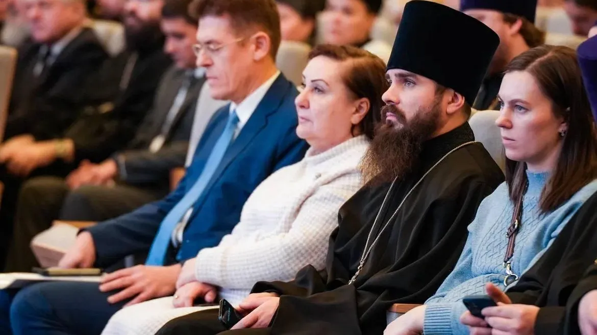 Александра Степанова