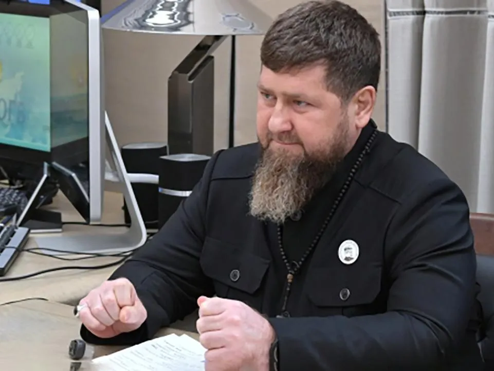 «Полицейский может даже не предупреждать»: выяснилось, мог ли Кадыров разрешить стрелять в лоб митингующим