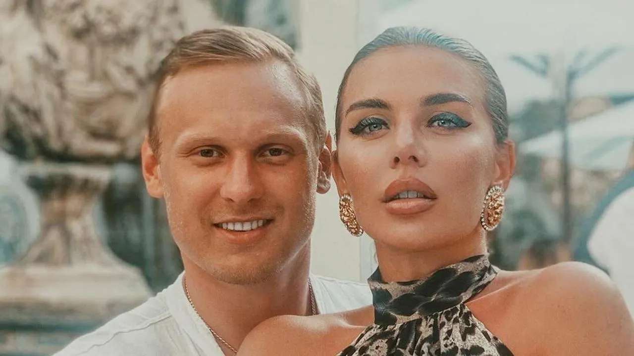 соцсети Анны Седоковой