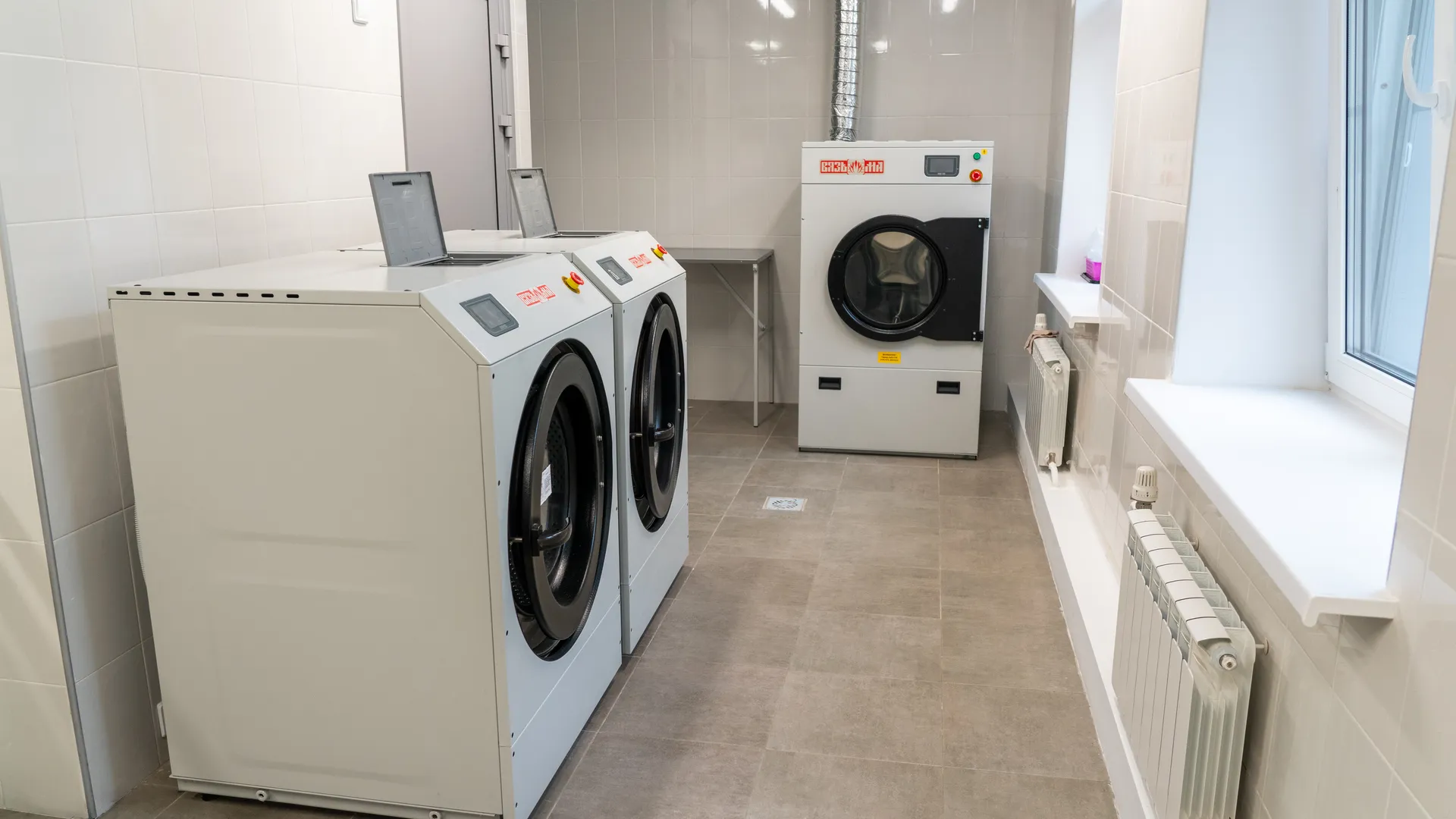 Новые стиральные машины в детском саду гимназии № 5 после капитального ремонта в Красногорске