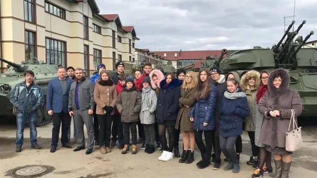 Команда «Молодежки ОНФ» организовала для детей экскурсию в музей в Падиково в МО