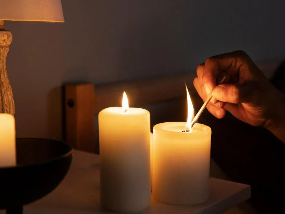 «Под свет луны»: эзотерик назвала три простых ритуала для привлечения денег в Новолуние